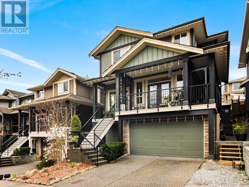 11209 Creekside Street, Maple Ridge BC V2W 0E8