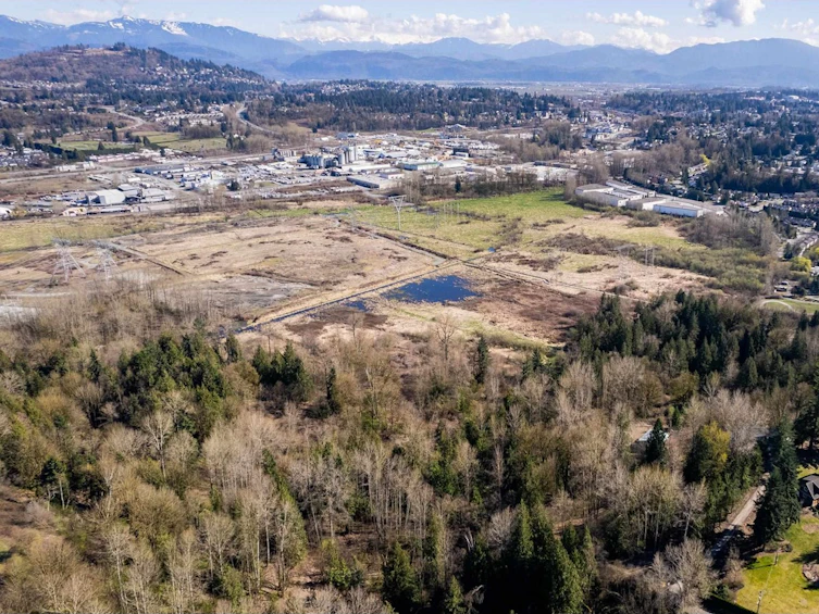 LT.9 Riverside Road, Abbotsford, BC, V2S 7B3 - 25