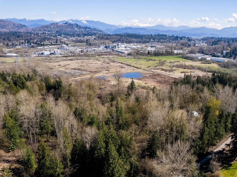 LT.9 Riverside Road, Abbotsford, BC, V2S 7B3 - 27