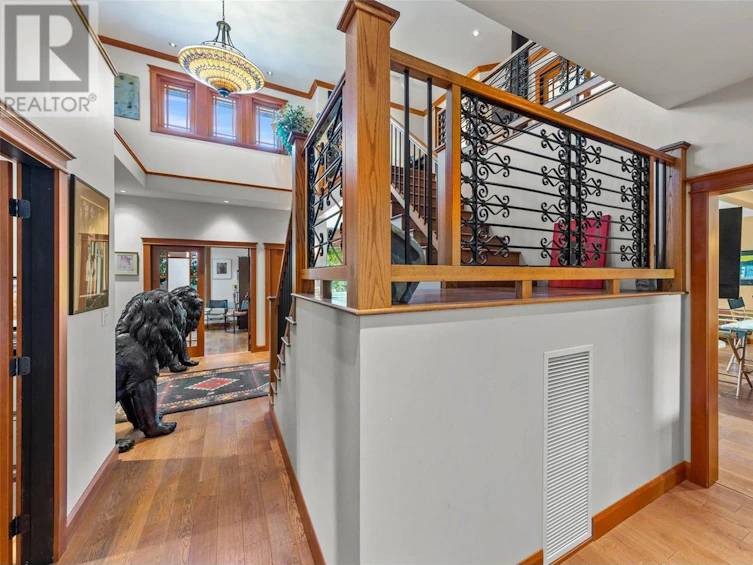 3832 Pakka Road, Sorrento, BC, V0E 2W0 - 34