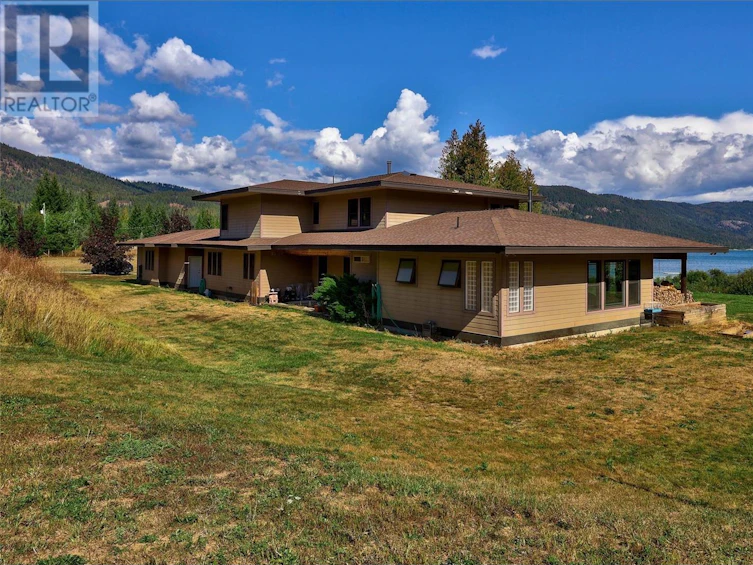3832 Pakka Road, Sorrento, BC, V0E 2W0 - 4