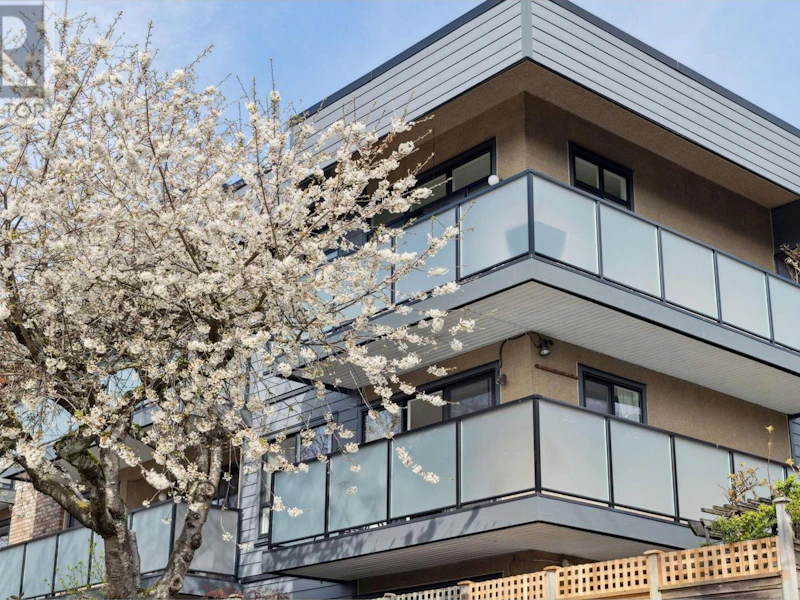 206 - 1516 Charles Street, Vancouver BC V5L 2T1