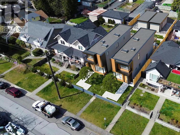 472 East 4th Street, North Vancouver, BC, V7L 1J5