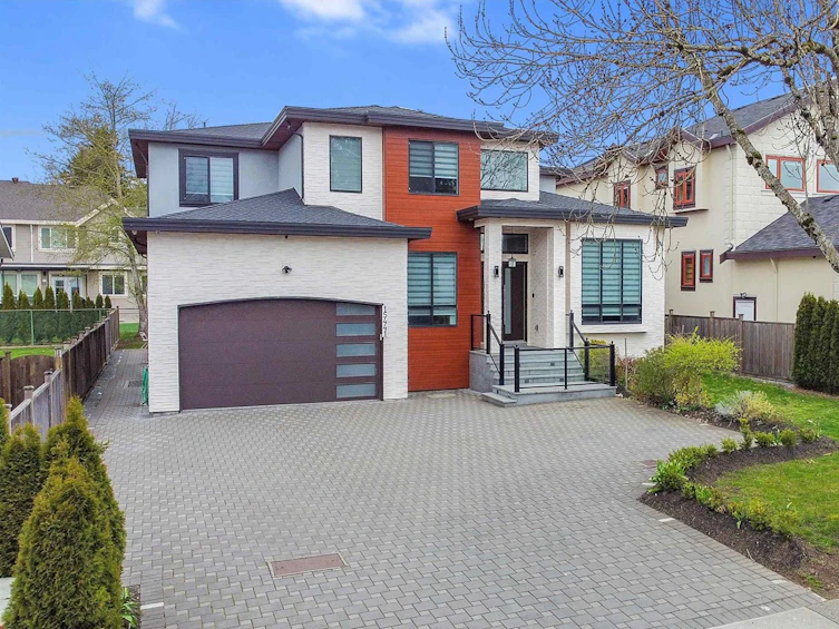 15441 85a Avenue, Surrey, BC, V3S 5N6