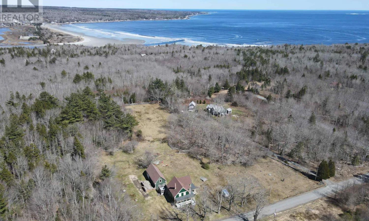 141 River Head Road
