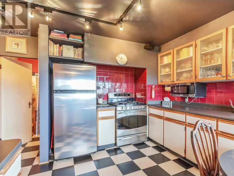 2157 Grand Boulevard, North Vancouver, BC, V7L 3Y8 - 12