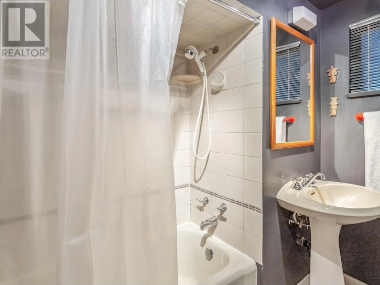 2157 Grand Boulevard, North Vancouver, BC, V7L 3Y8 - 24