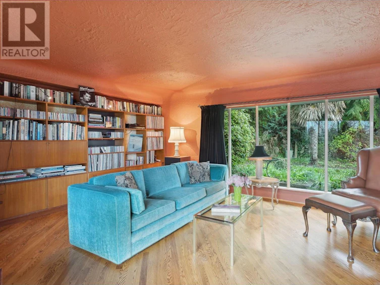 2157 Grand Boulevard, North Vancouver, BC, V7L 3Y8 - 3