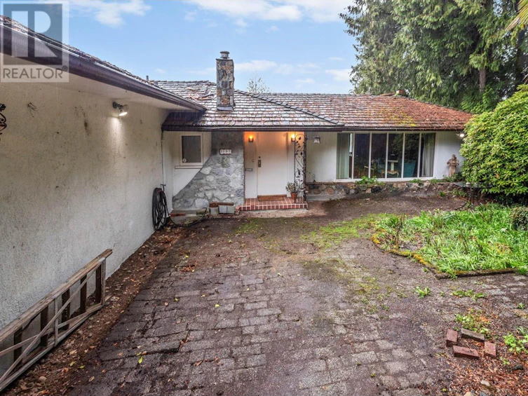 2157 Grand Boulevard, North Vancouver, BC, V7L 3Y8 - 30
