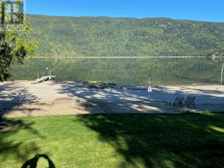 8558 Hwy 97a, Mara, BC, V0E 2K0 - 9