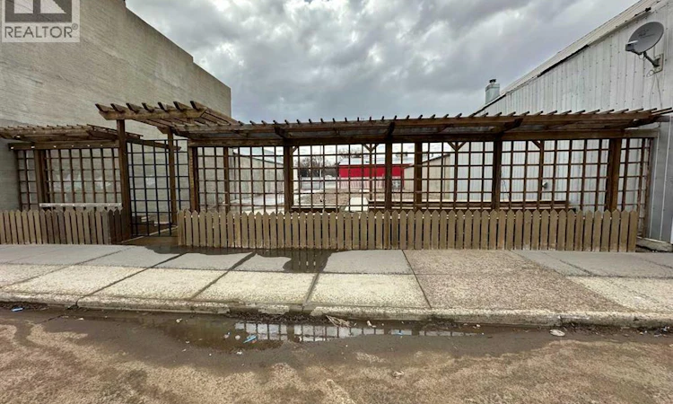 5028 50 Street