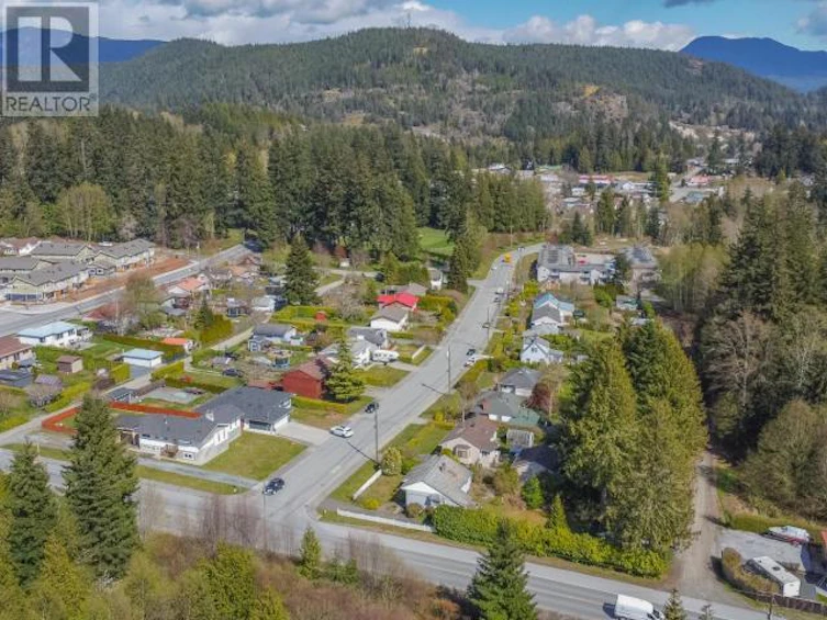 6618 Drake Street, Powell River, BC, V8A 3X7 - 11