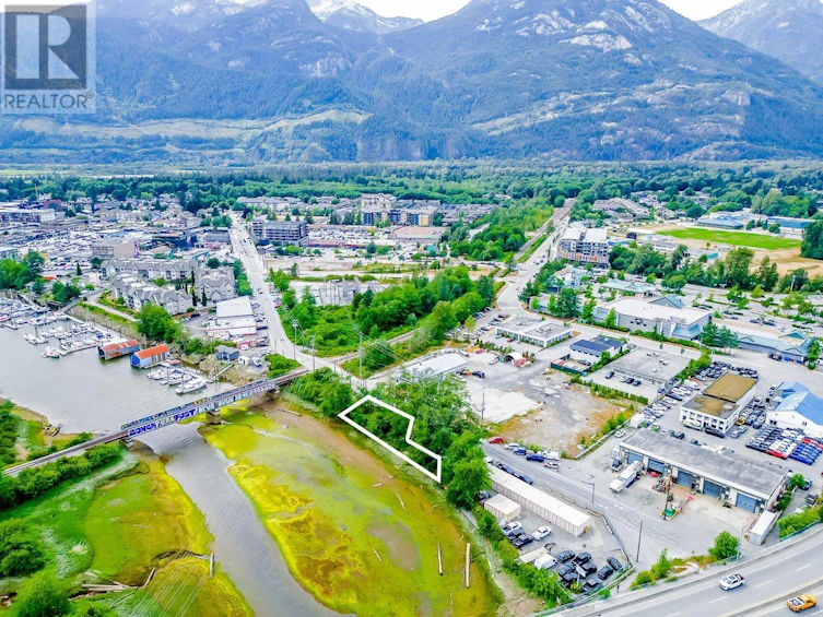 1492 Pemberton Avenue, Squamish, BC, V8B 0B4