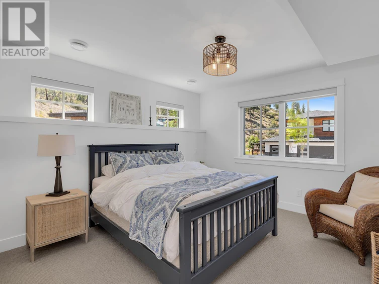 5670 Mountainside Court, Kelowna, BC, V1W 5L5 - 45