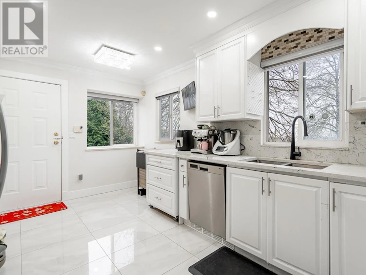 7798 Prince Albert Street, Vancouver, BC, V5X 3Z6 - 15