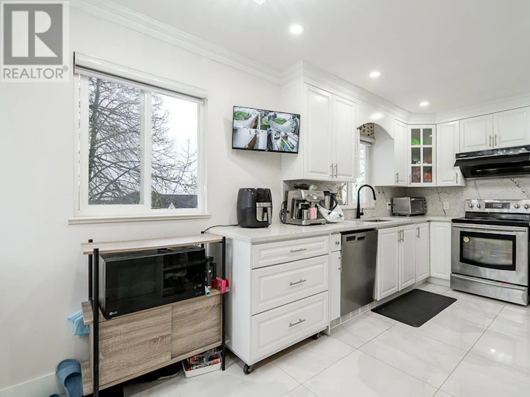 7798 Prince Albert Street, Vancouver, BC, V5X 3Z6 - 19