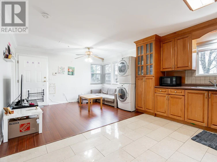 7798 Prince Albert Street, Vancouver, BC, V5X 3Z6 - 31