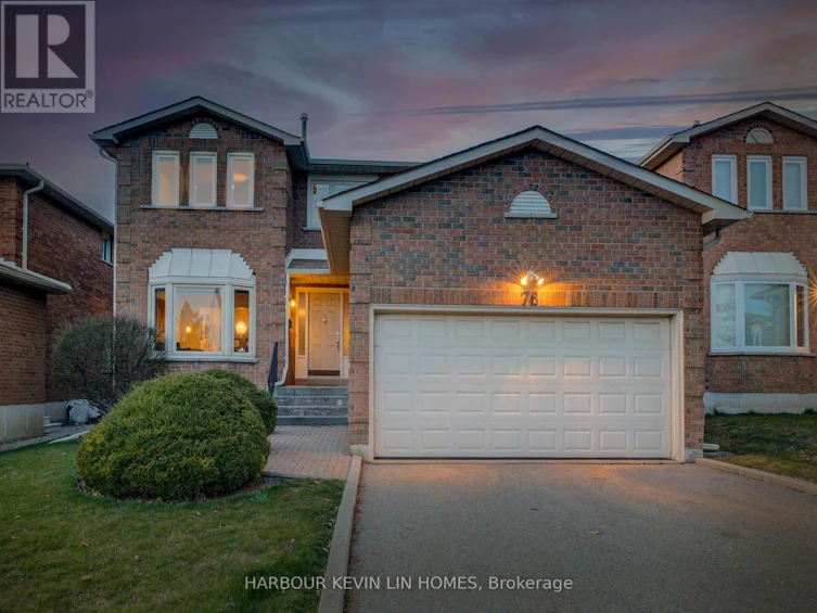 76 Hazelmere Drive, Richmond Hill, ON, L4B 1W9