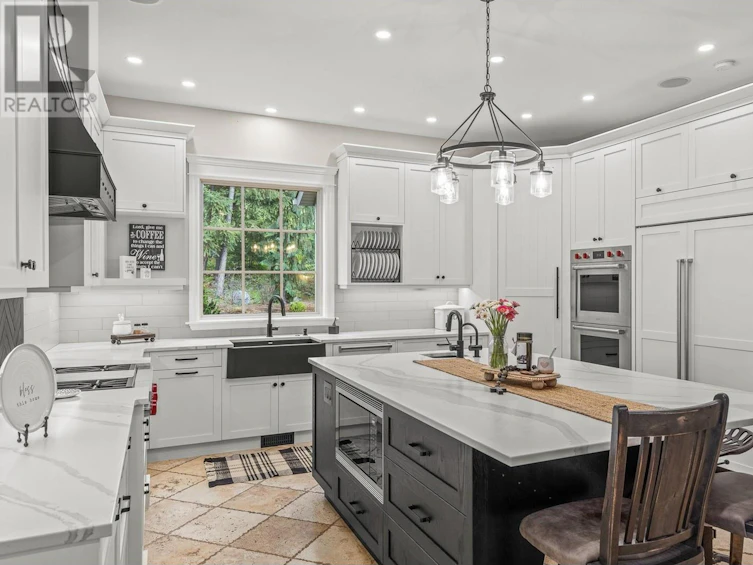 2957 Harvard Road, Kelowna, BC, V1W 4C2 - 12