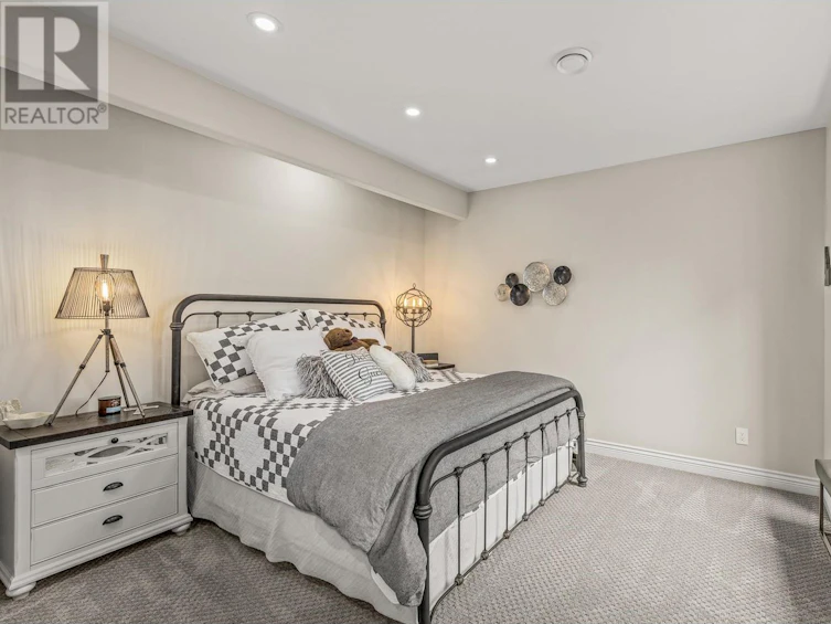 2957 Harvard Road, Kelowna, BC, V1W 4C2 - 27