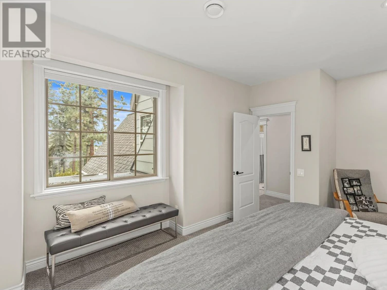 2957 Harvard Road, Kelowna, BC, V1W 4C2 - 28