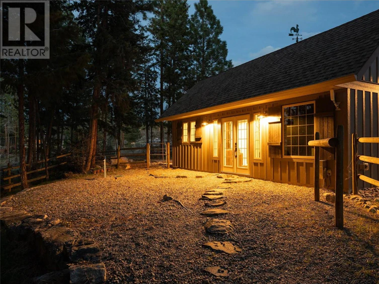 2957 Harvard Road, Kelowna, BC, V1W 4C2 - 30