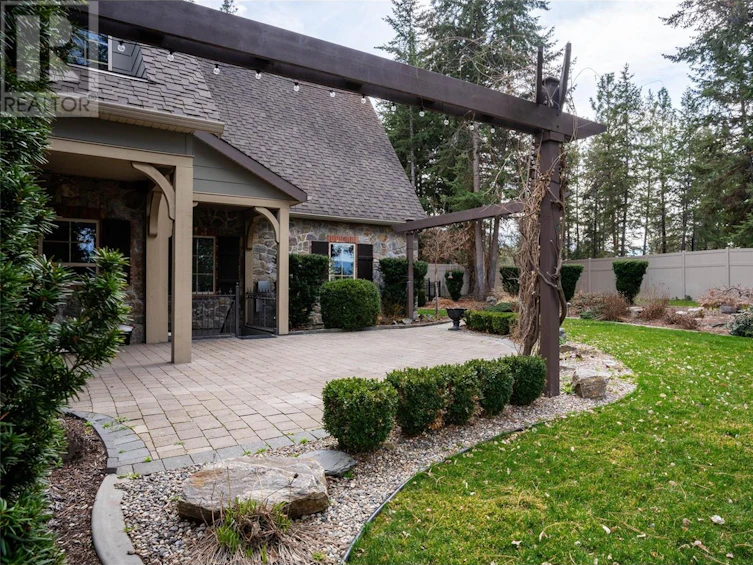 2957 Harvard Road, Kelowna, BC, V1W 4C2 - 44