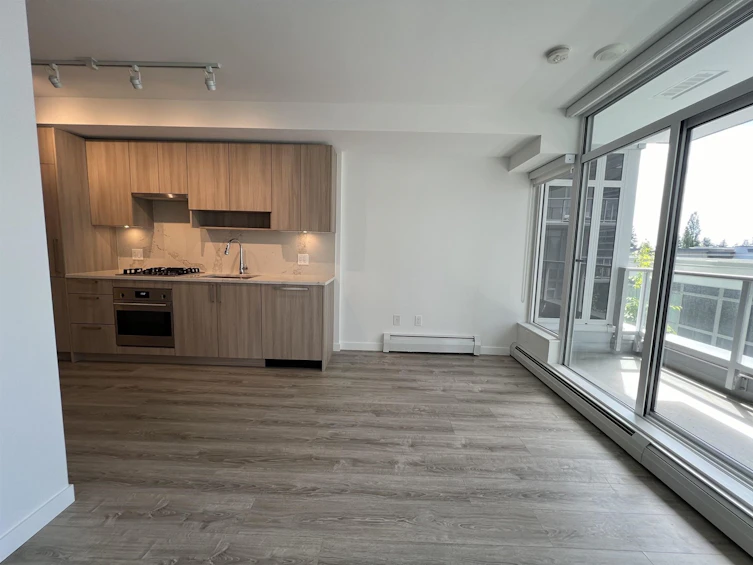 515-13350 Central, Surrey, BC, V3T 0S1 - 6