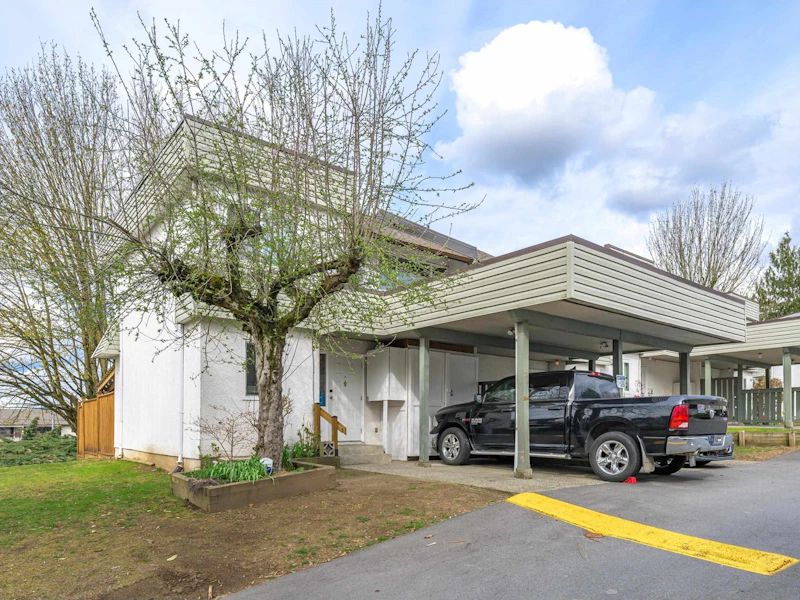 11 - 2830 W Bourquin Crescent, Abbotsford BC V2S 5N8
