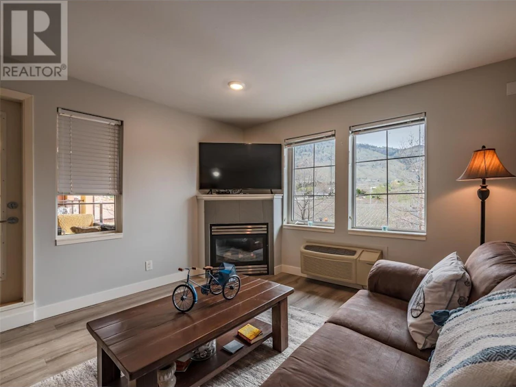 206-7600 Cottonwood Drive, Osoyoos, BC, V0H 1V3 - 3
