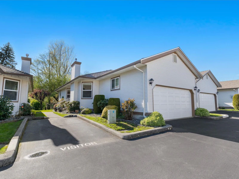 3 - 27435 29a Avenue, Langley BC V4W 3M4