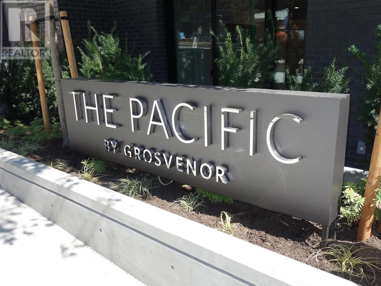 2206-889 Pacific Street, Vancouver, BC, V6Z 1C3