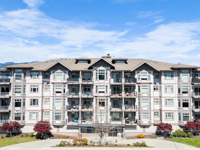 402 - 46021 Second Avenue, Chilliwack BC V2P 1S6