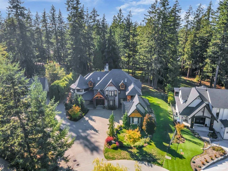 14038 27a Avenue, Surrey, BC, V4P 2E1