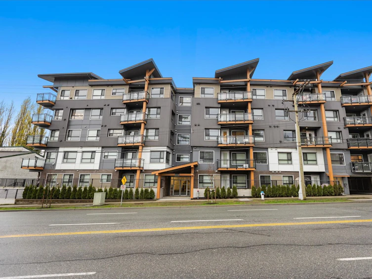 303-33568 George Ferguson, Abbotsford, BC, V3X 2N2