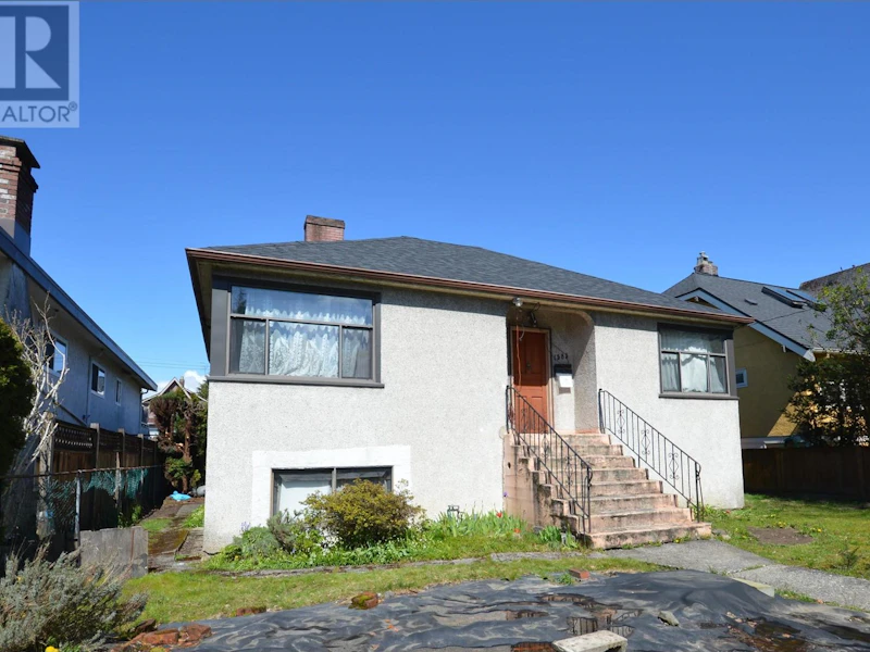 1585 E 13th Avenue, Vancouver BC V5N 2B7