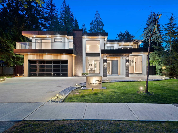 1784 Amble Greene Boulevard, Surrey, BC, V4A 6S5