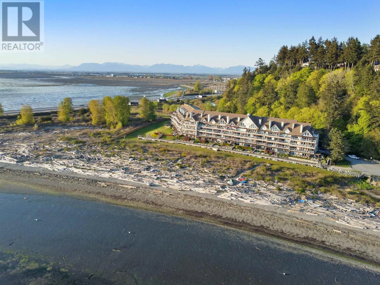 301-1120 Tsatsu Shores Drive, Delta, BC, V4M 4G3