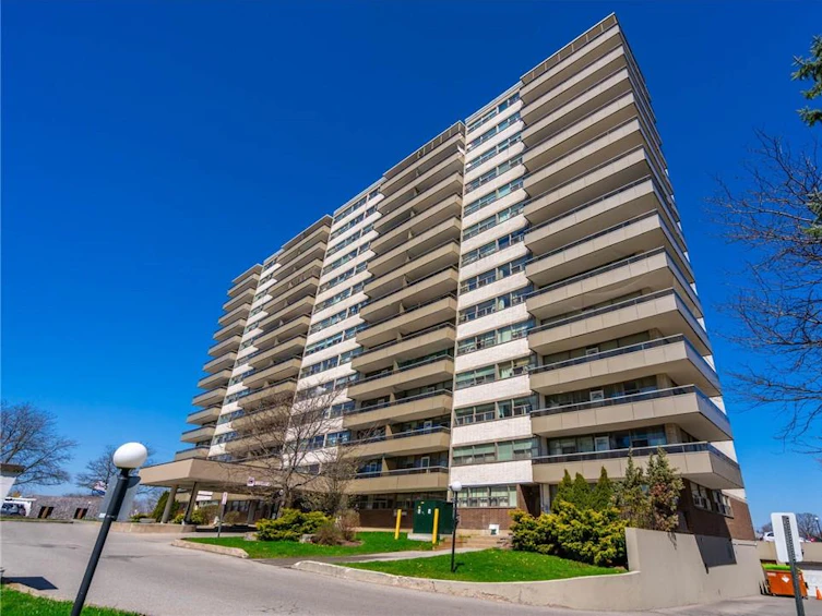 1510-215 Glenridge Avenue|Unit, St. Catharines, ON, L2T 3J7
