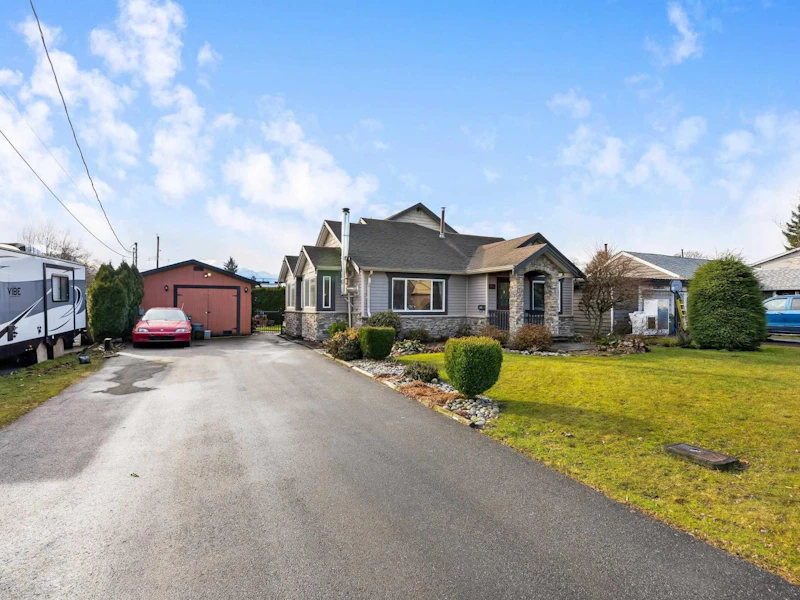 46624 Maple Avenue, Chilliwack BC V2P 2K2