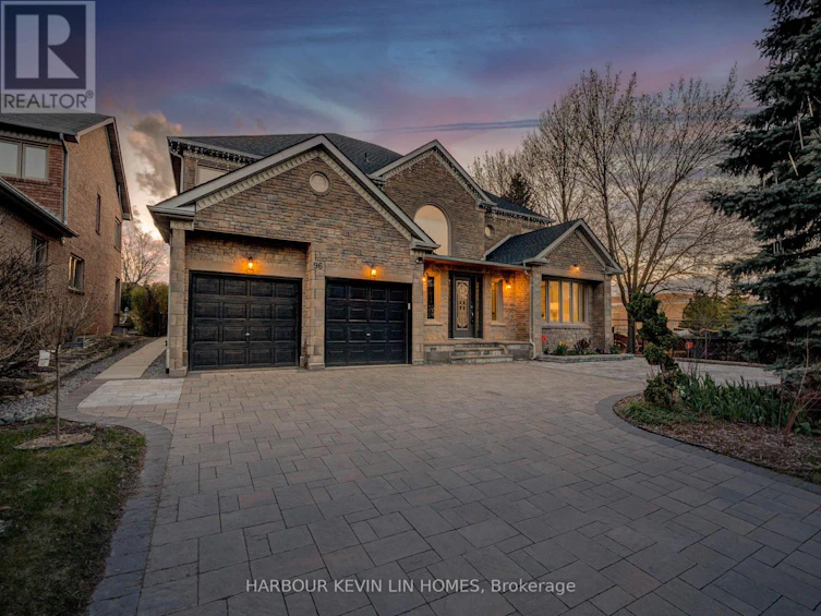 96 Spadina Road, Richmond Hill, ON, L4B 2Y8