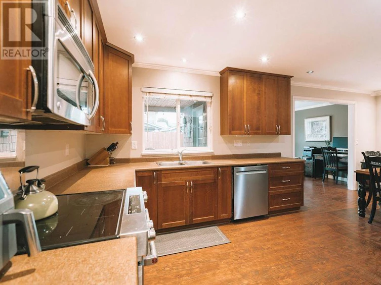 19045 117a Avenue, Pitt Meadows, BC, V3Y 1Y4 - 5