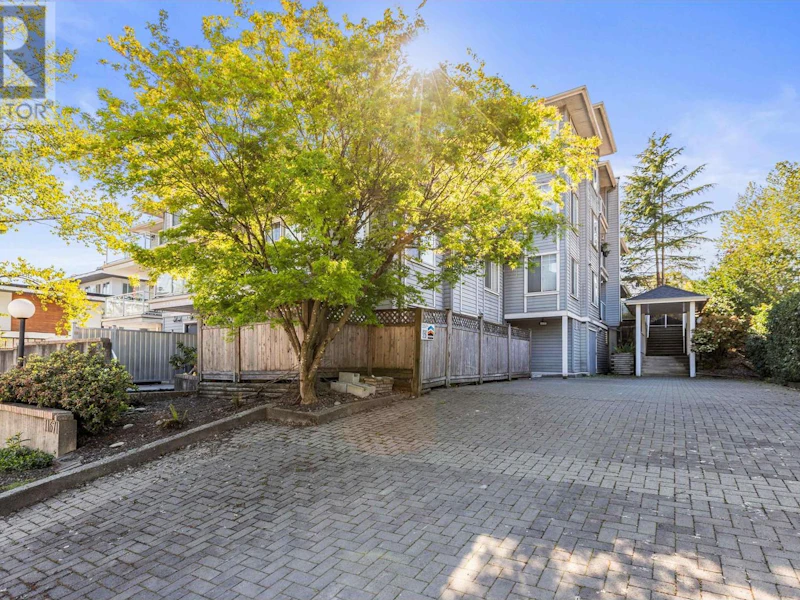 406 - 11671 Fraser Street, Maple Ridge BC V2X 6C4