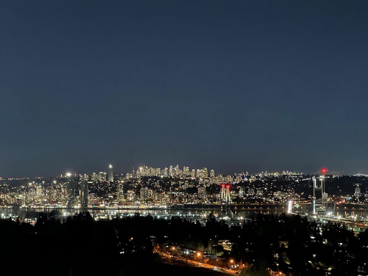 3712-10448 University, Surrey, BC, V3T 0K1
