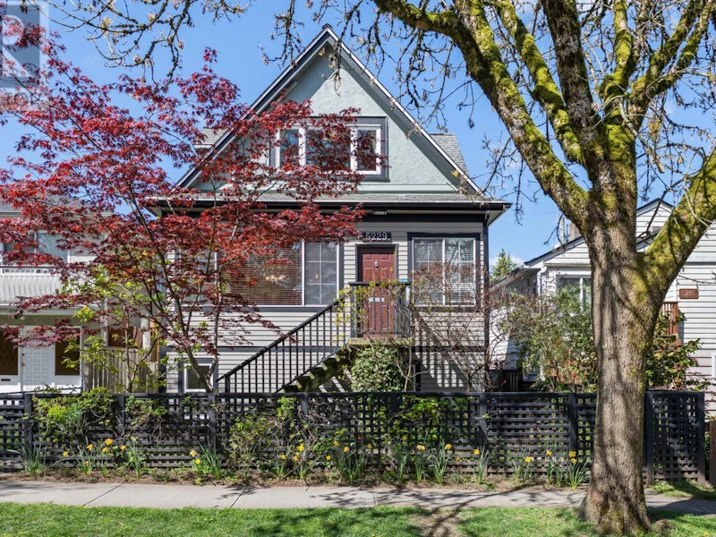 5229 Elgin Street, Vancouver BC V5W 3J9