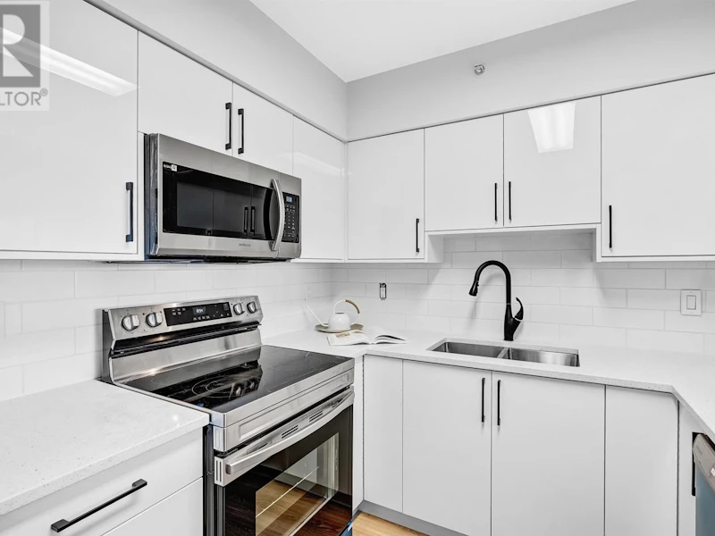 405 - 8246 Lansdowne Road, Richmond BC V6X 3Y4