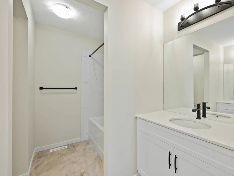 17355 2 Street NW, Edmonton, AB, T5Y 4G6 - 29