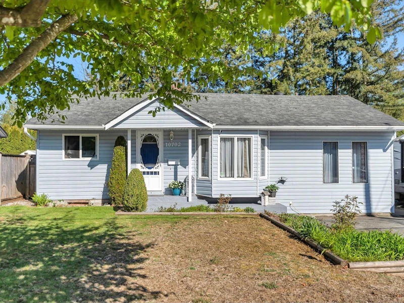 10702 141a Street, Surrey BC V3T 4R7
