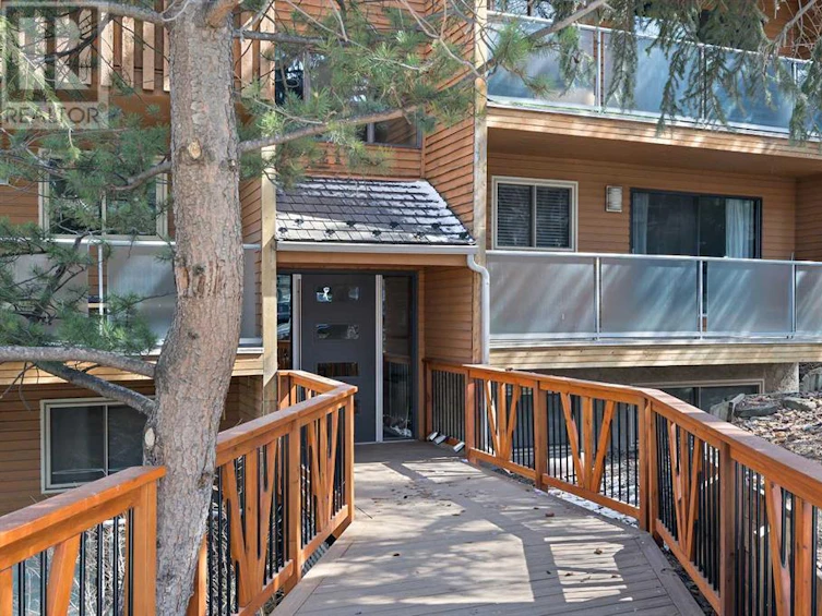 202,-2114 17 Street Southwest, Calgary, AB, T2T 2M4