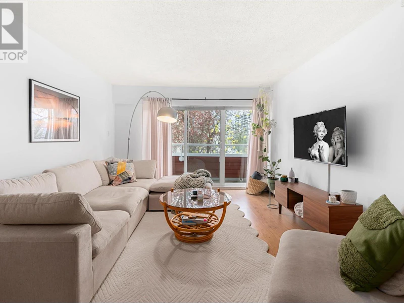 403 - 250 W 1st Street, North Vancouver BC V7M 1B4